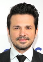 Freddy Rodríguez / Leonel