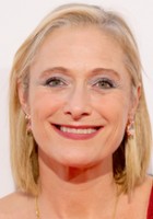 Caroline Goodall / Emilie Schindler